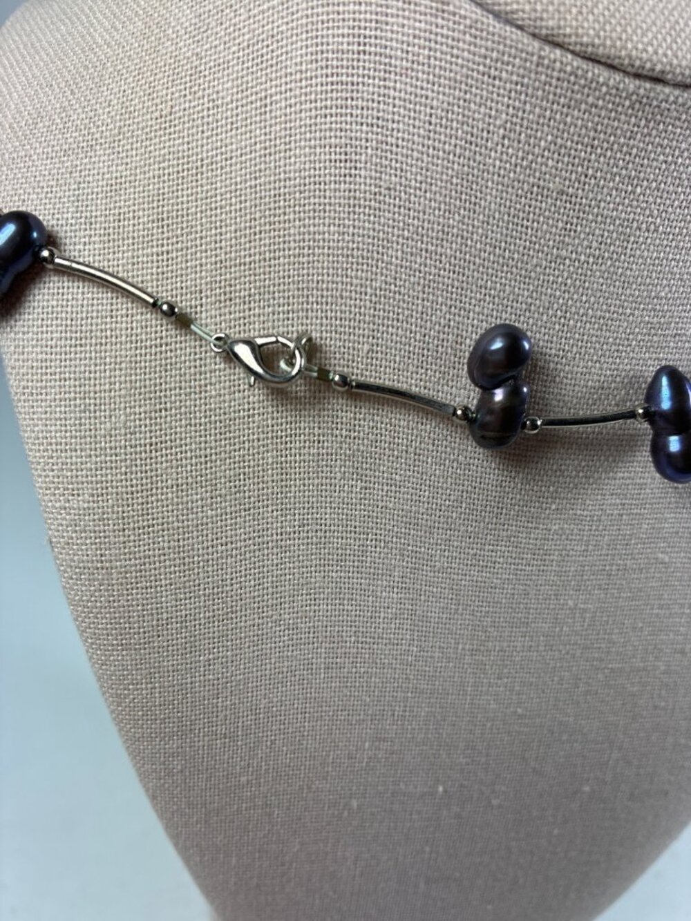 Vintage Black Freshwater Pearl Necklace Peacock Iridescent Baroque Pearls 16 Inc - Picture 4 of 7